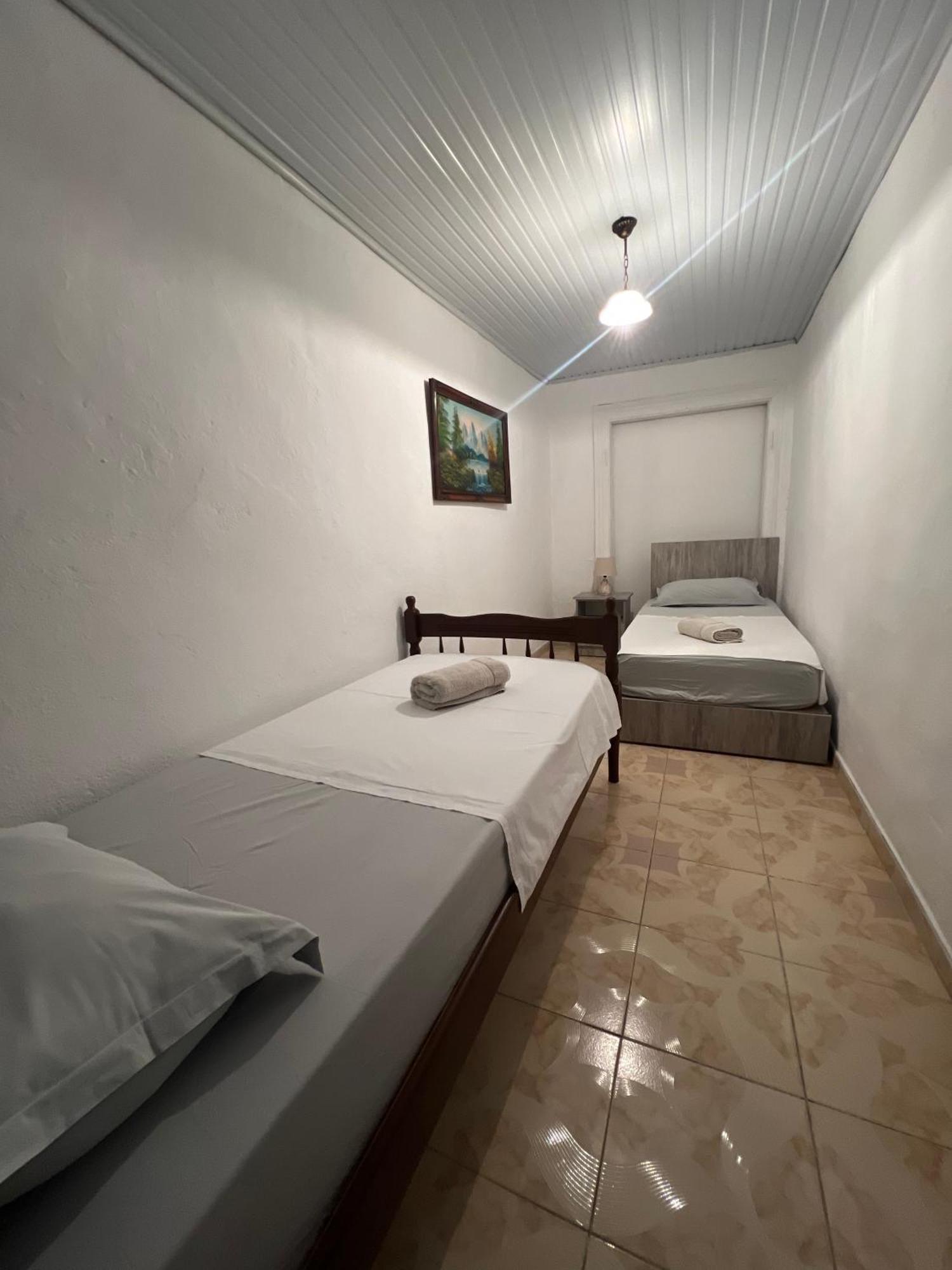 Onetwosleep Guesthouse Shkodra Kültér fotó